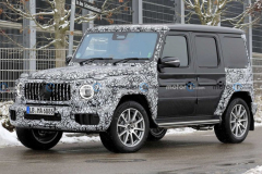 mercedes_g-class_facelift_spied_with_discreet_changes_04
