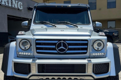real_estate_mogul_and_car_enthusiast_adds_new_mercedes_benz_g_550_4x4²_to_his_garage_06