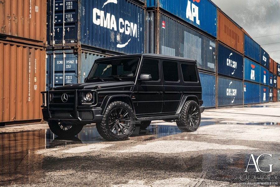 Mercedes-Benz AMG G63 with 22